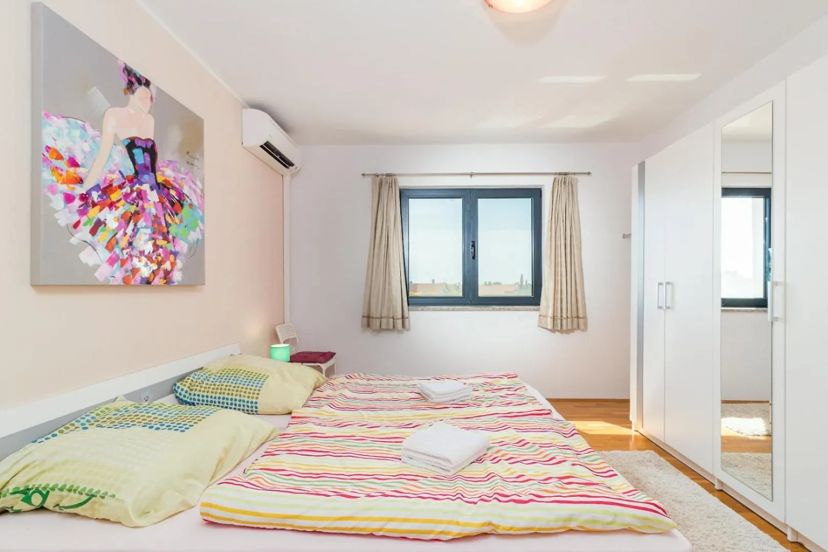 Villa Lelaina Near Pula With Private Pool And 3 Km From The Beach Segotici