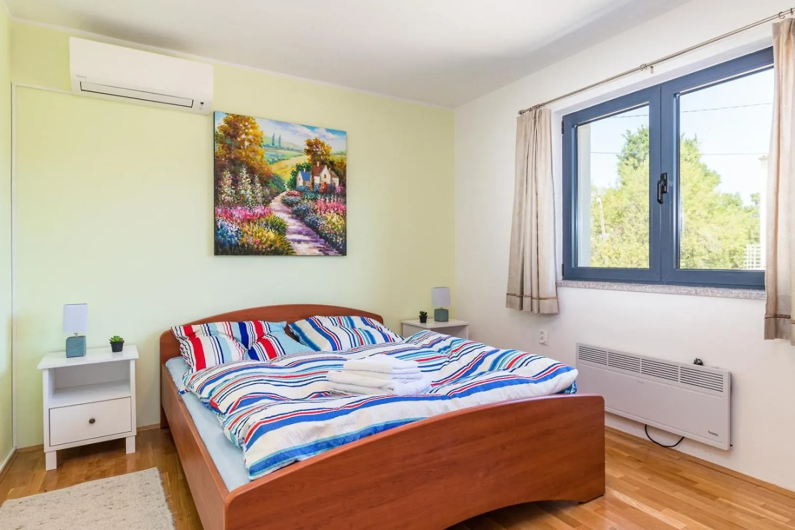 Villa Lelaina Near Pula With Private Pool And 3 Km From The Beach Segotici