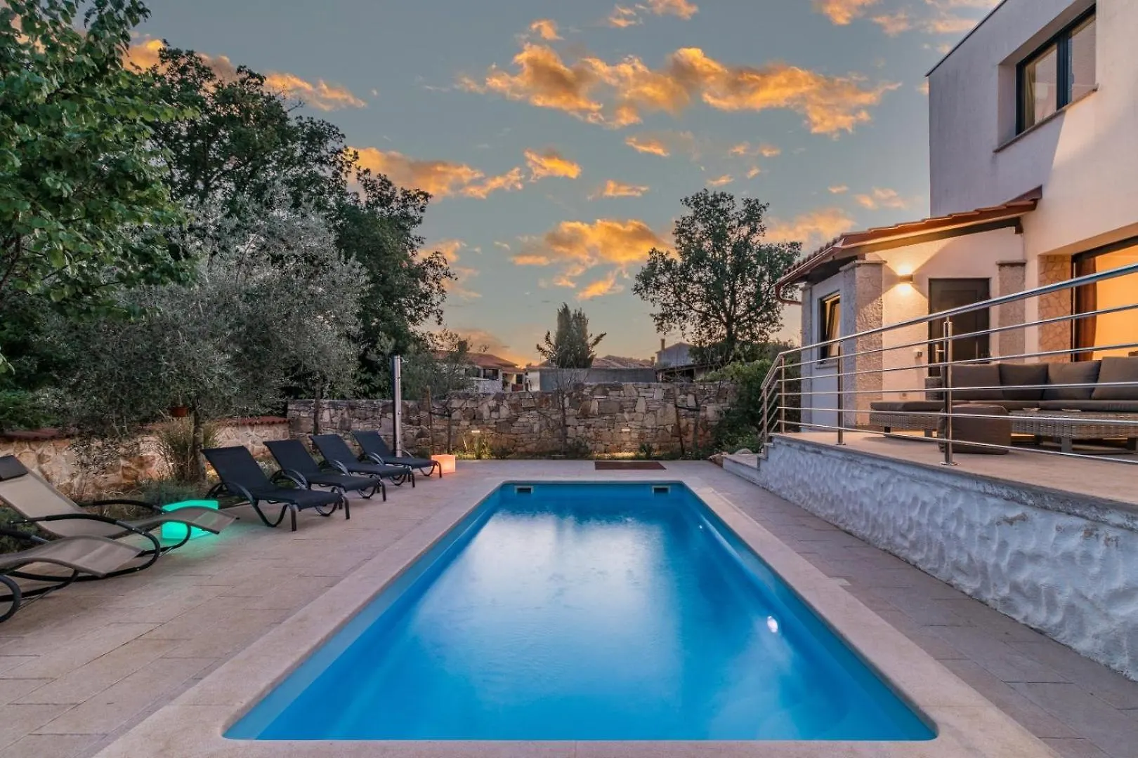 Villa Lelaina Near Pula With Private Pool And 3 Km From The Beach Segotici 0*,